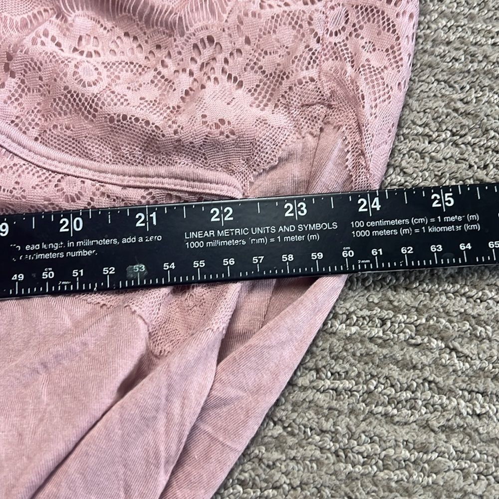Torrid Super Soft High Neck Lace Inset Sharkbite Hem Tank 2X - Picture 6 of 7
